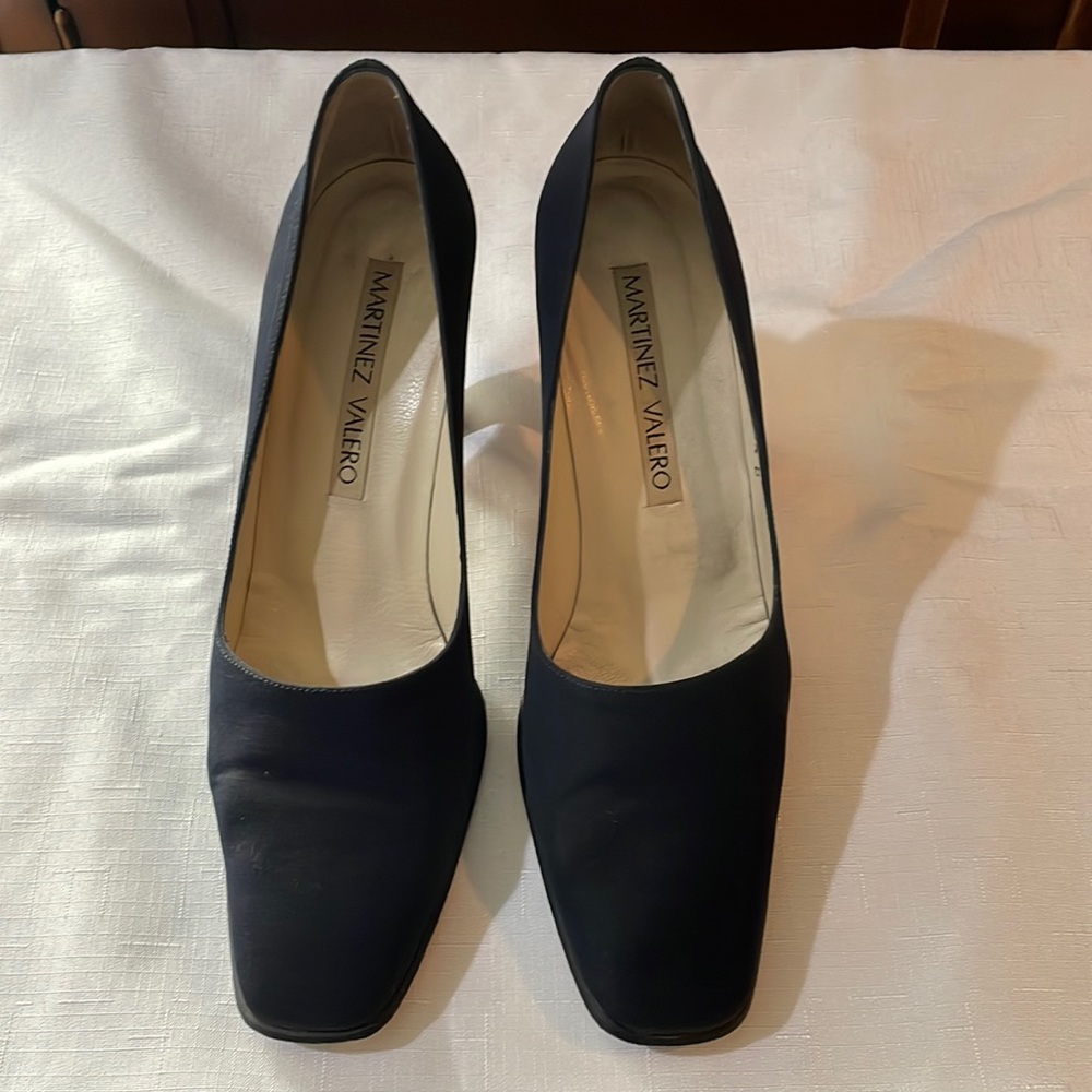 MARTINEZ VALERO women’s pump size 8.5